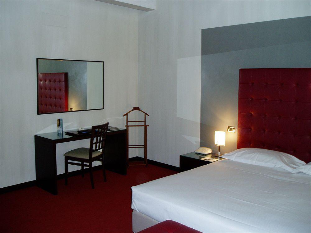 Sina Maria Luigia Hotel Parma Kültér fotó